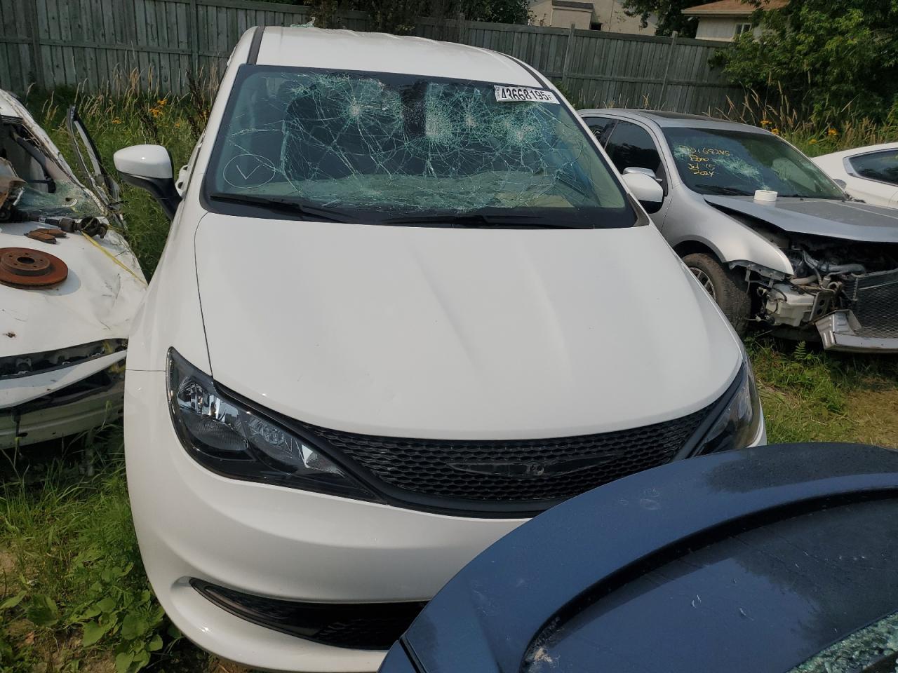 2022 Chrysler Grand Caravan Sxt - Image 5
