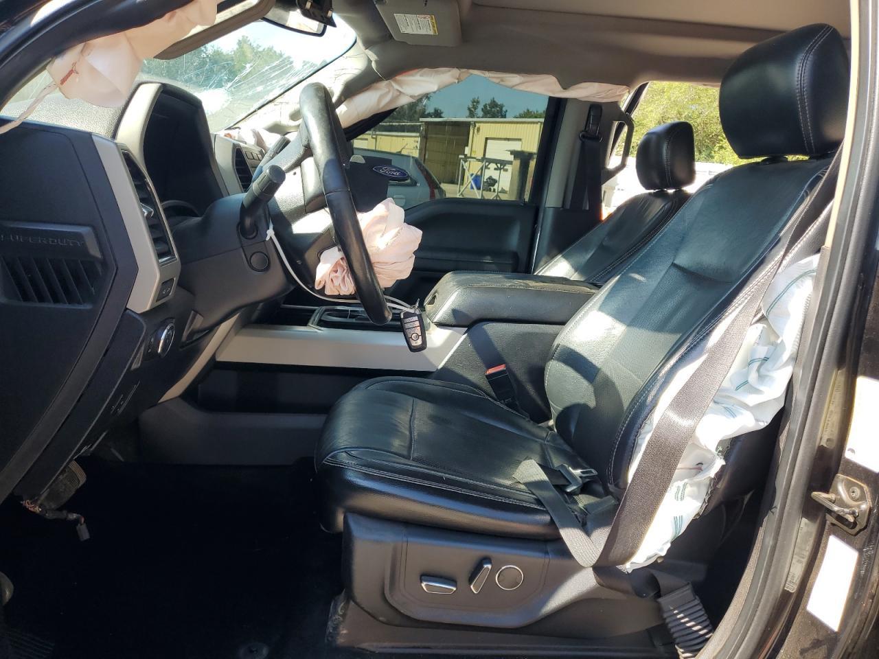 2019 Ford F250 Super Duty - Фото 7