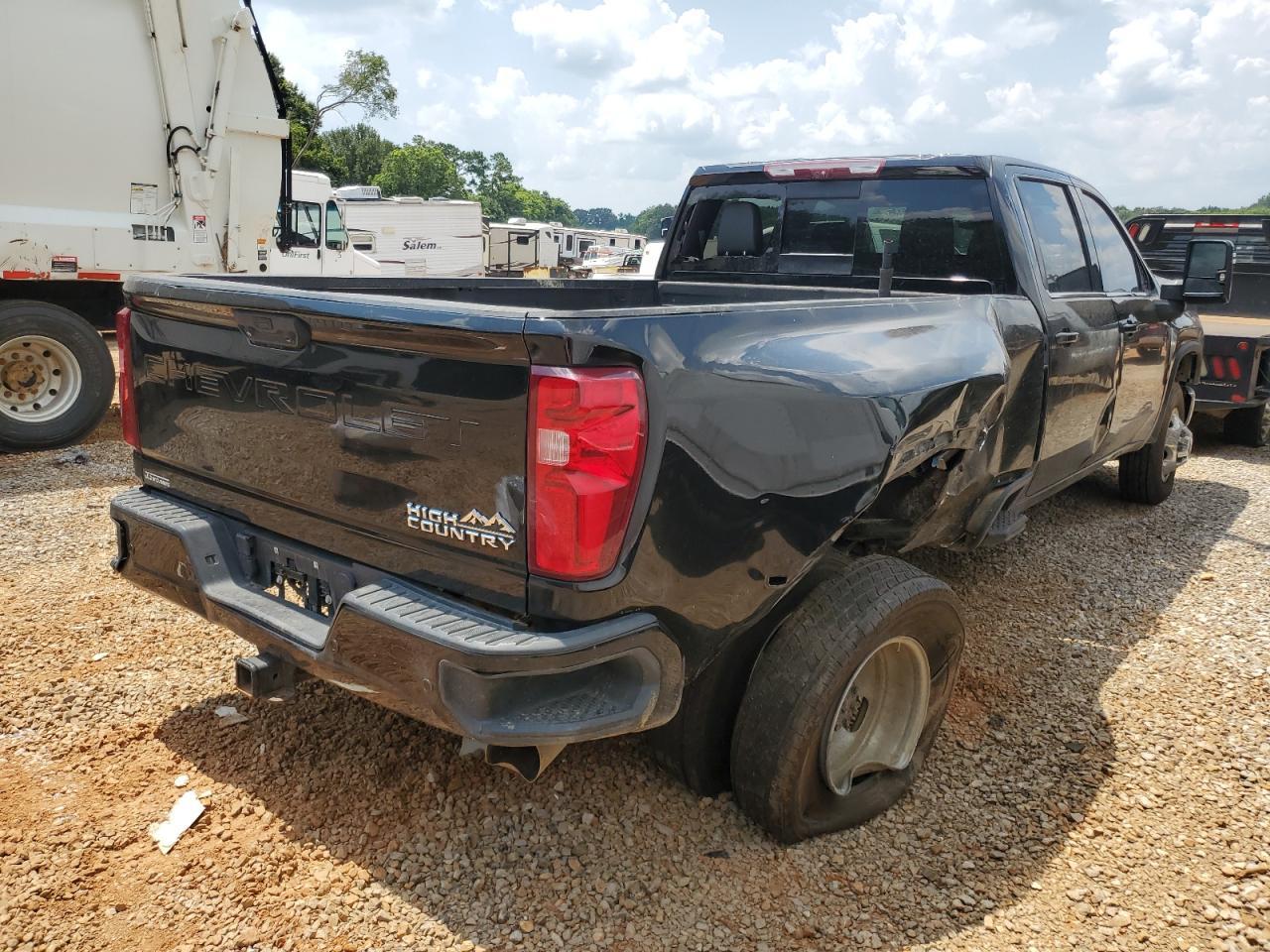 2021 Chevrolet Silverado K3500 High Country - Фото 3