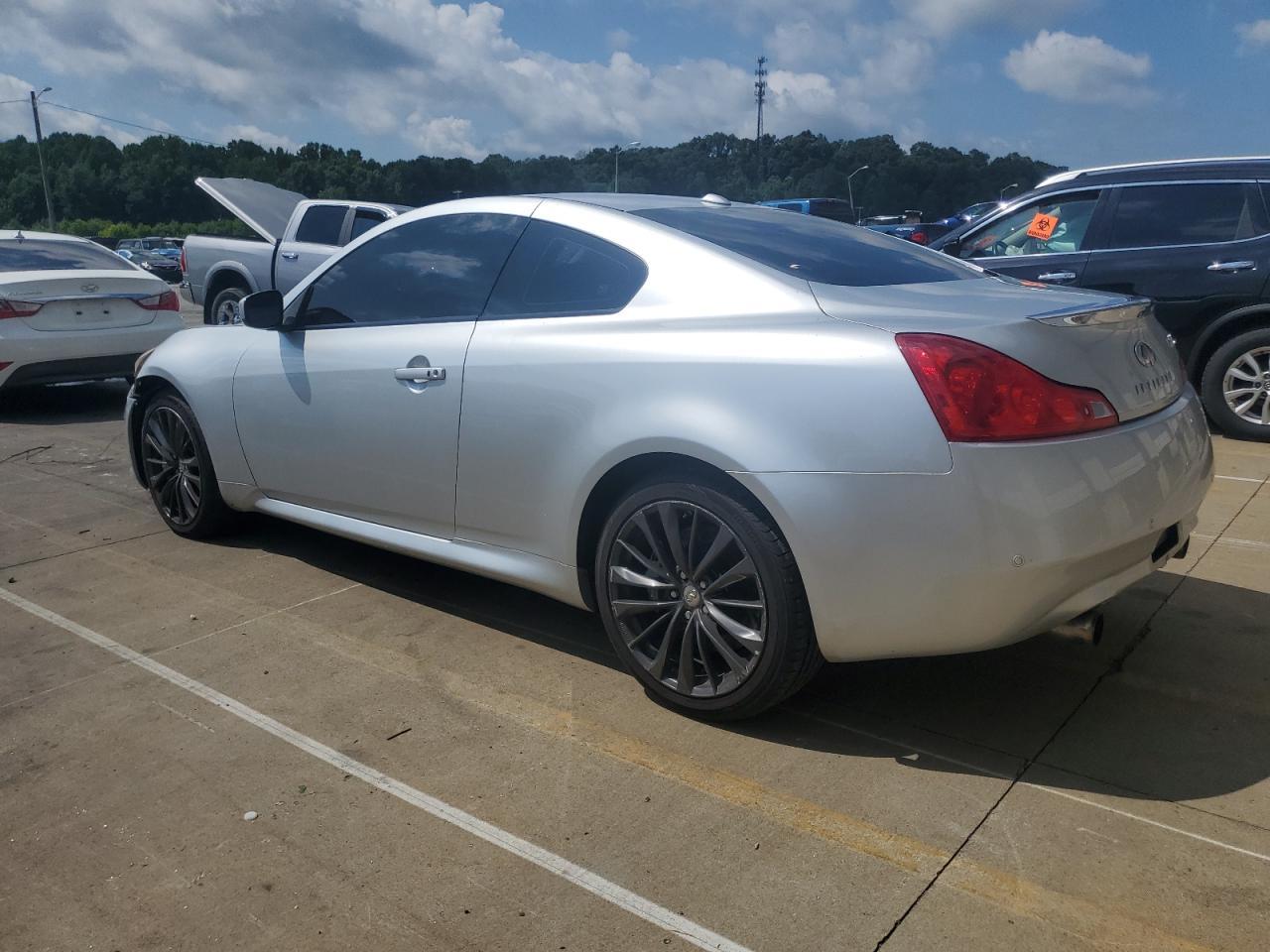 2012 Infiniti G37 - Фото 2