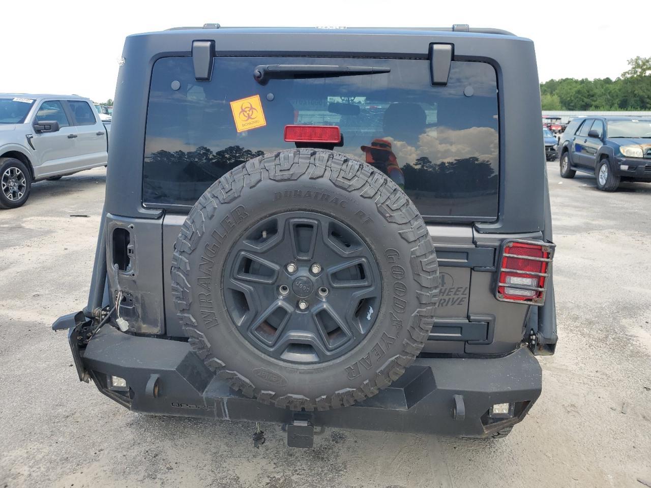 2016 Jeep Wrangler Sport - Фото 6
