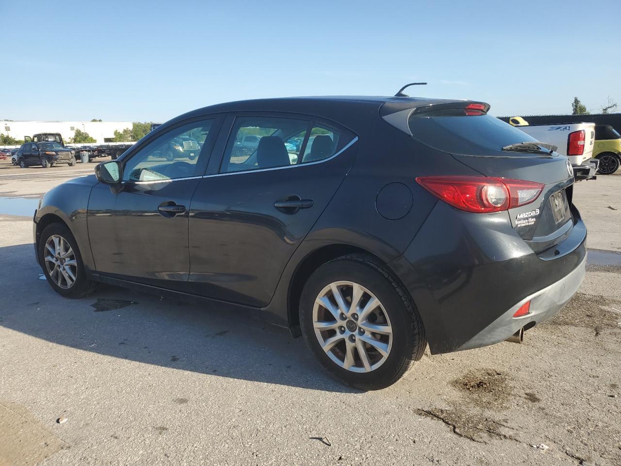 2016 Mazda 3 Sport - Image 2