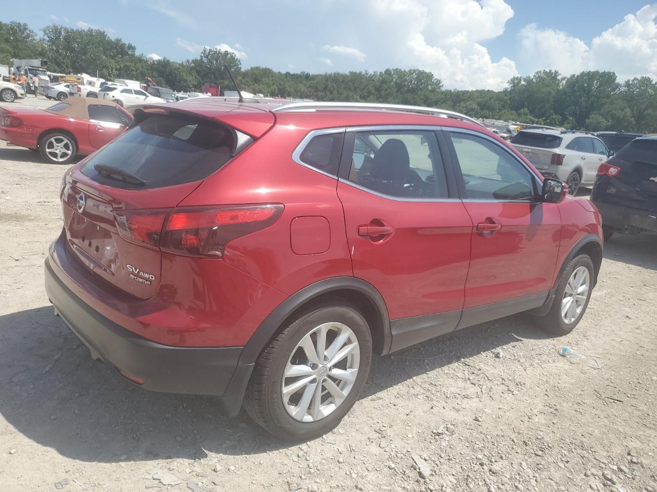 2017 Nissan Rogue Sport S - Image 3