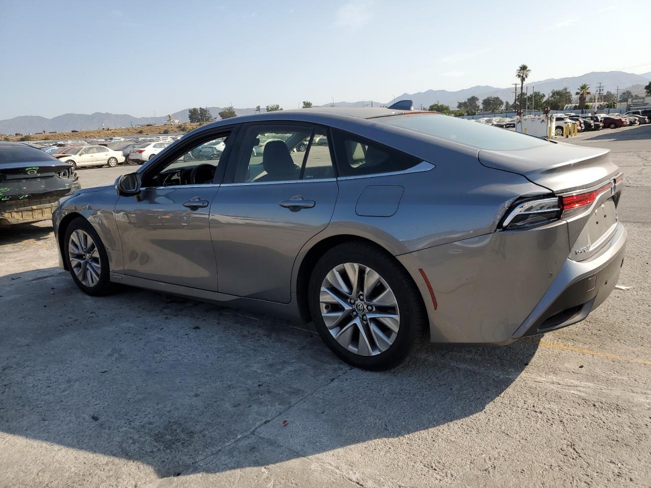 2024 Toyota Mirai Xle - Image 2