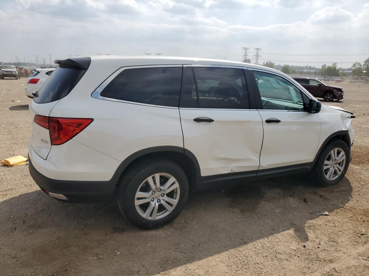 2018 Honda Pilot Lx - Image 3