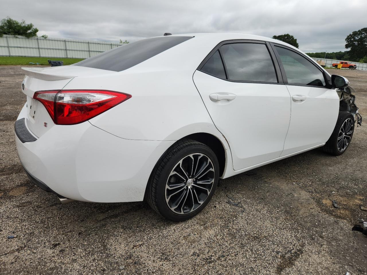 2014 Toyota Corolla L - Image 3