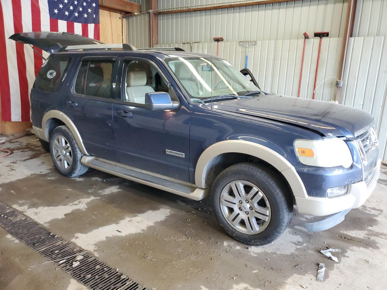 2007 Ford Explorer Eddie Bauer - Image 4
