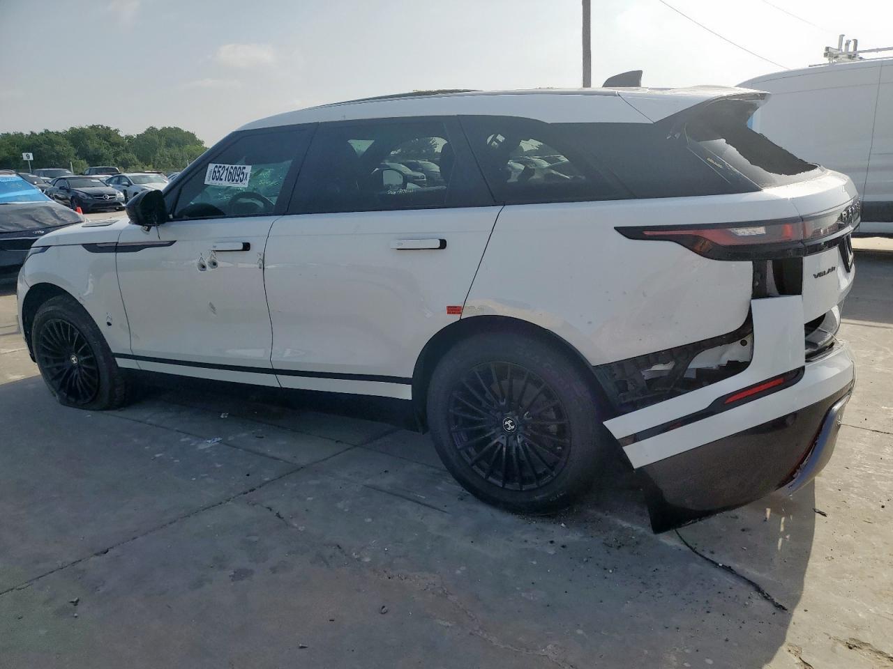 2022 Land Rover Range Rover Velar R-Dynamic S - Image 2