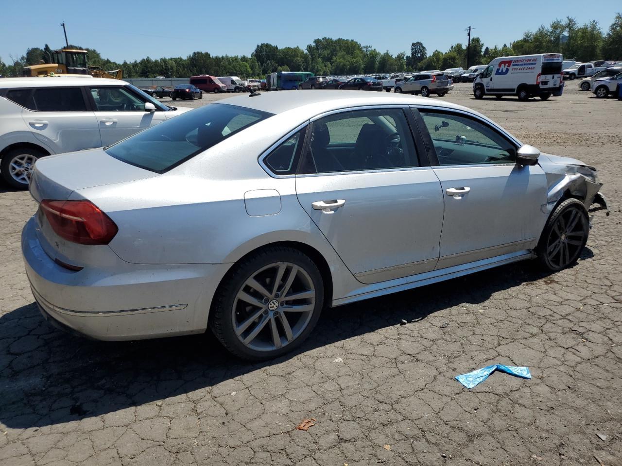 2016 Volkswagen Passat S - Фото 3