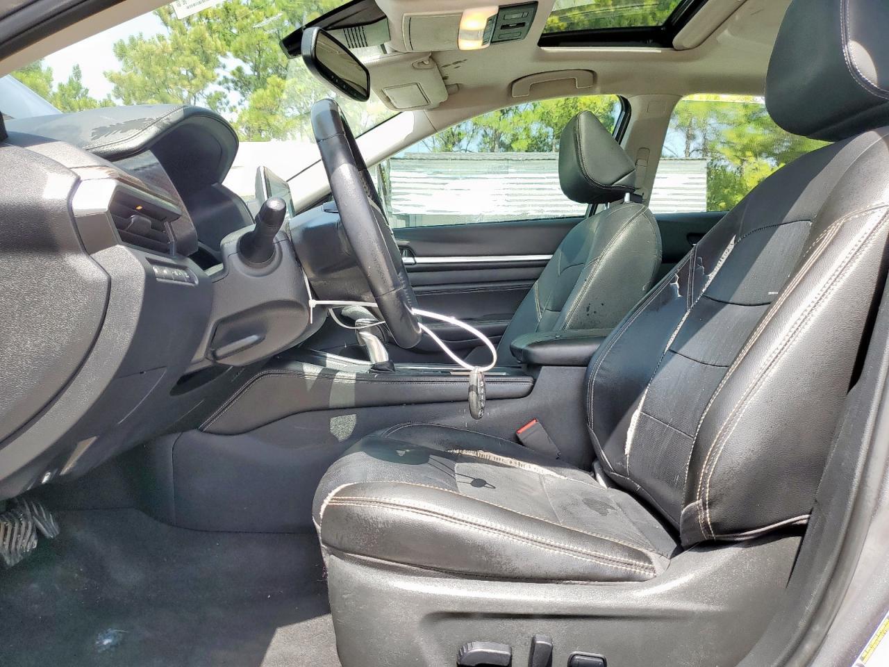 2019 Nissan Altima Platinum - Image 7