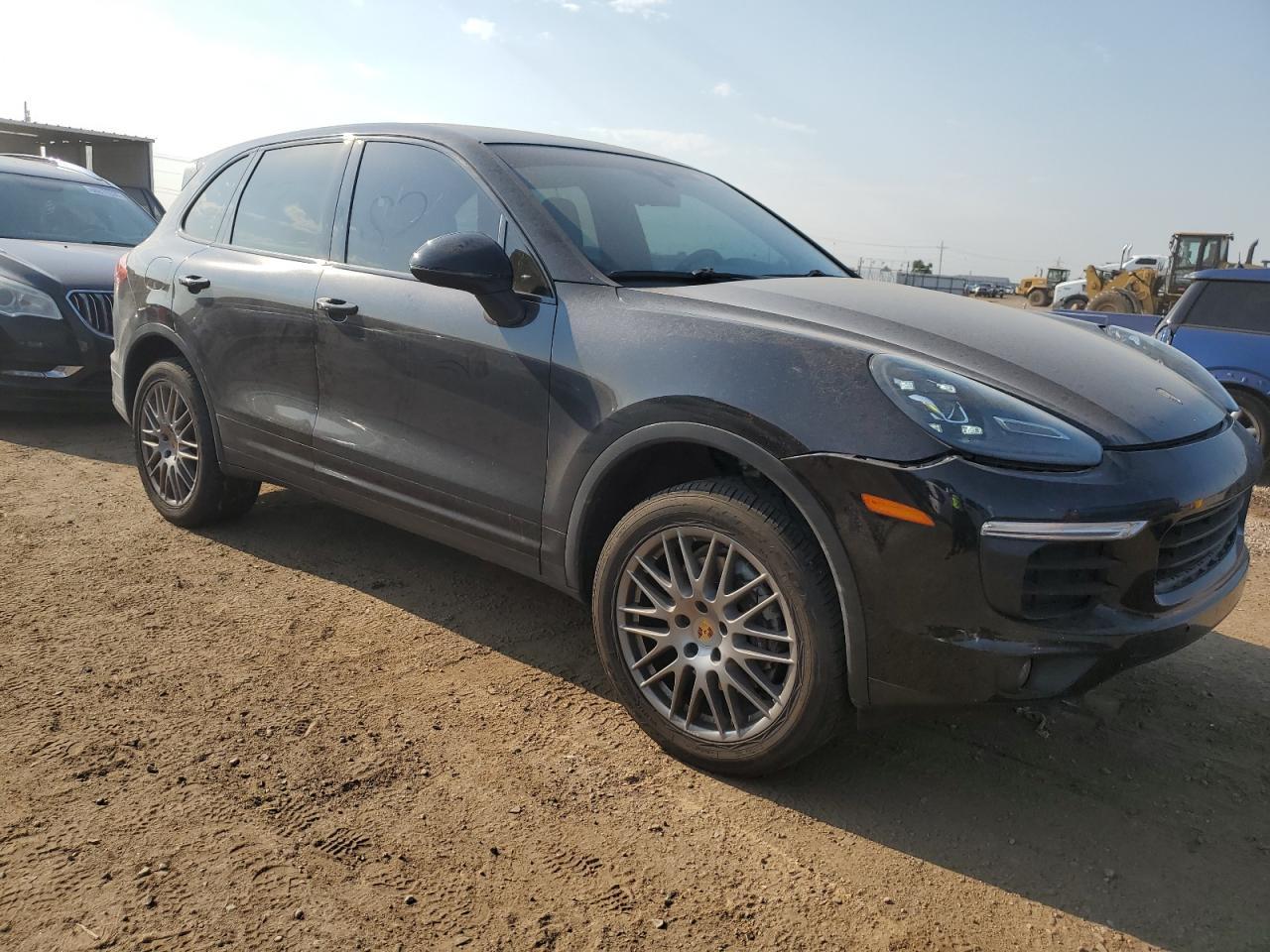 2016 Porsche Cayenne - Image 4