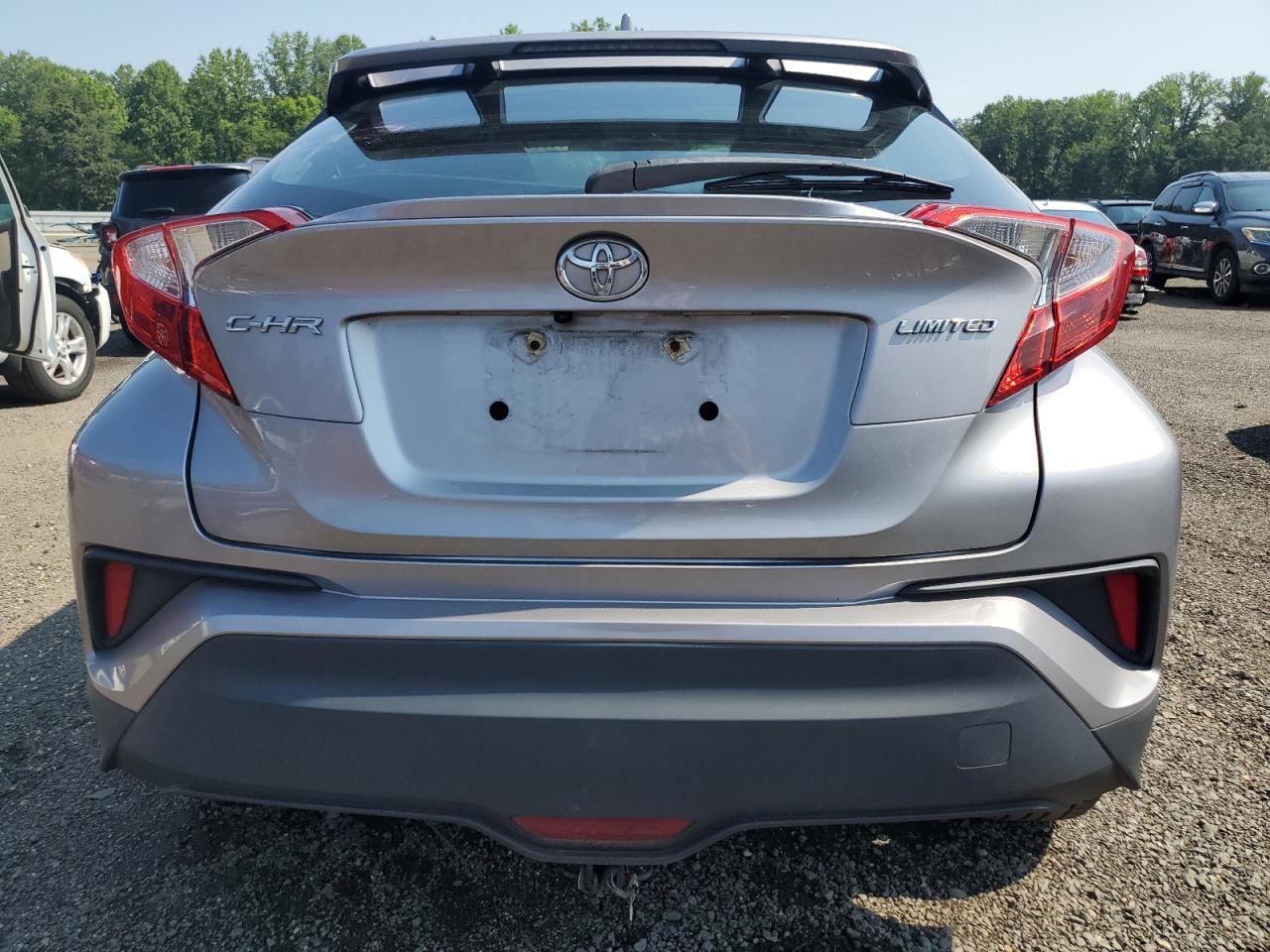 2020 Toyota C-Hr Xle - Image 6