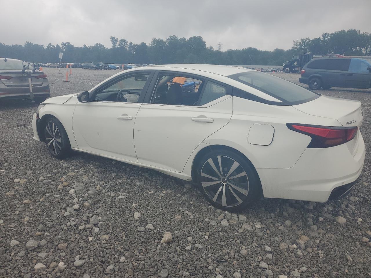 2021 Nissan Altima Sr - Image 2