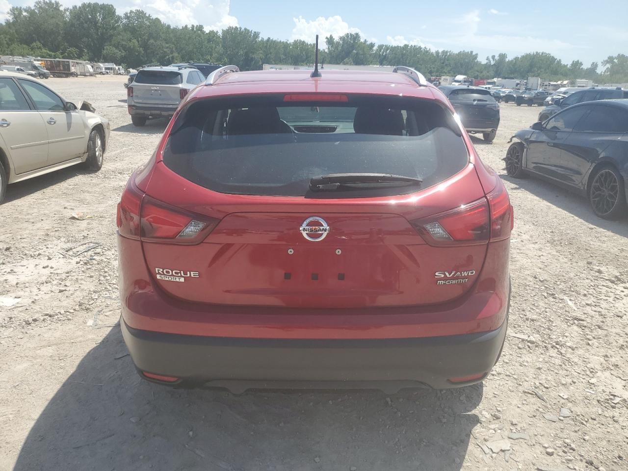 2017 Nissan Rogue Sport S - Image 6