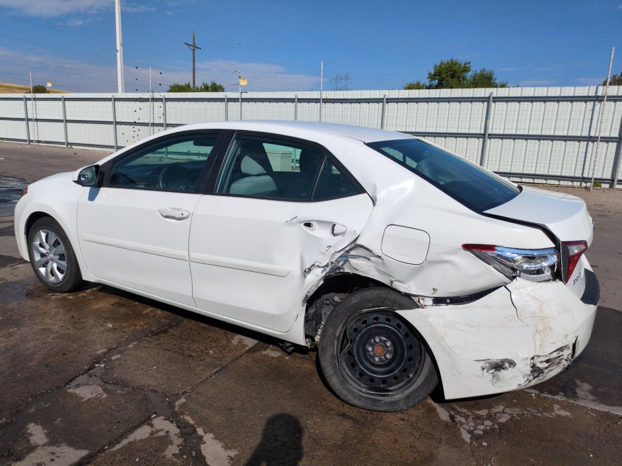 2014 Toyota Corolla L - Фото 2