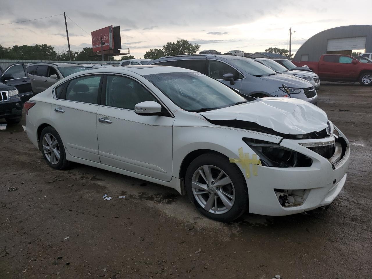 2015 Nissan Altima 2.5 - Image 4