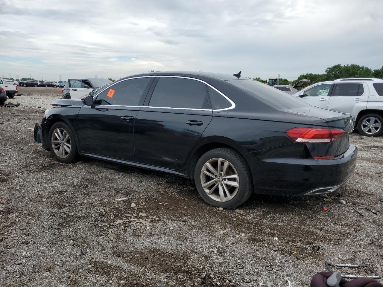 2020 Volkswagen Passat Se - Image 2