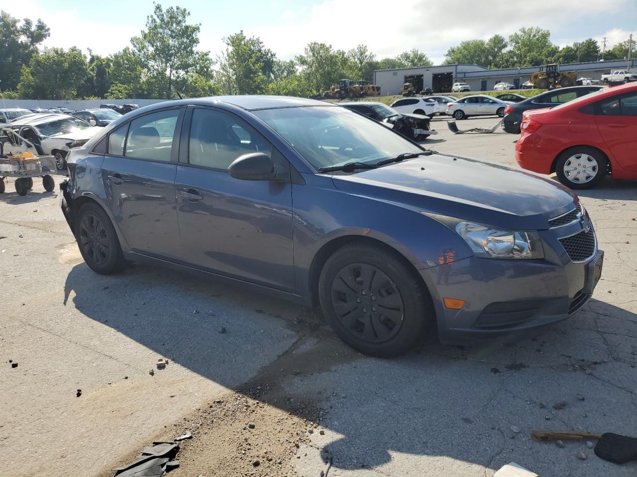 2014 Chevrolet Cruze Ls - Фото 4