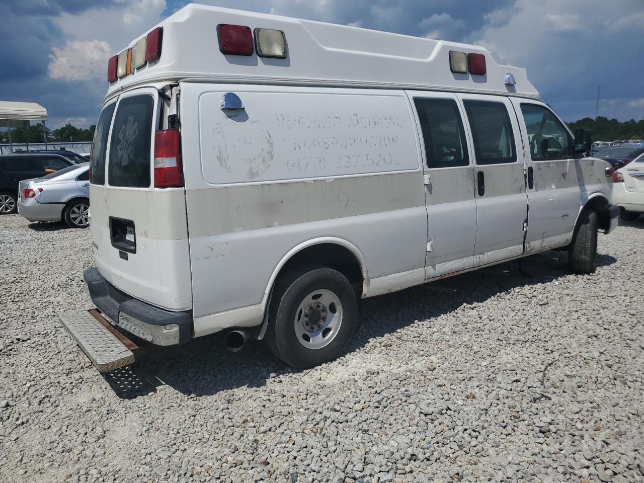 2010 Chevrolet Express G3500 - Фото 3