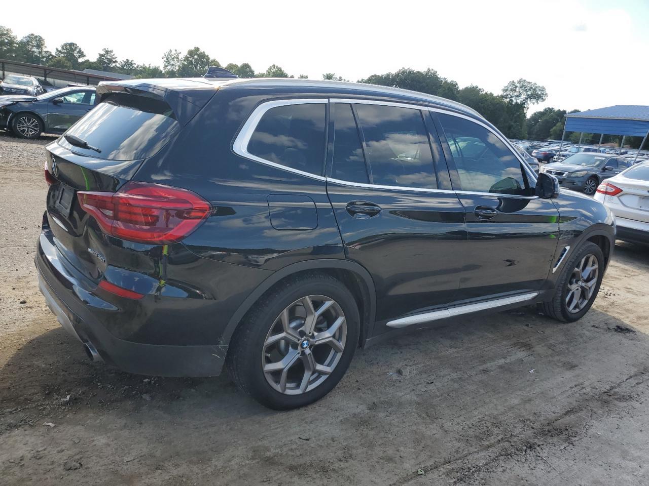 2021 BMW X3 Sdrive30I - Фото 3