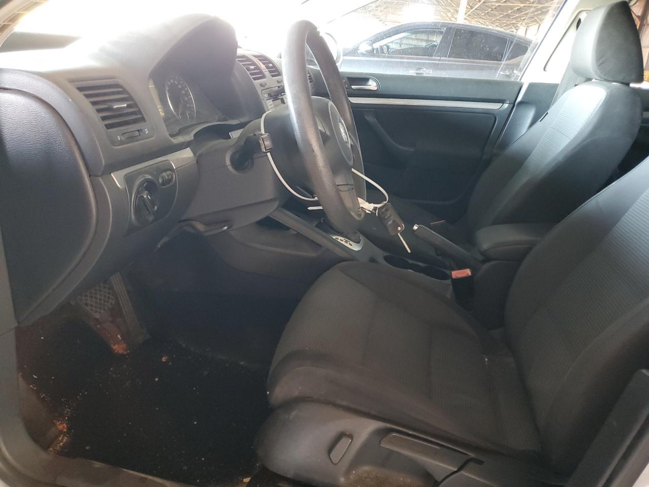 2010 Volkswagen Jetta S - Фото 7