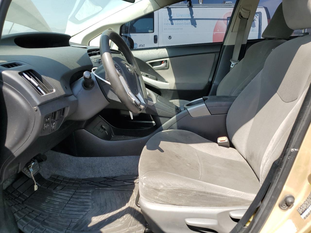 2014 Toyota Prius - Фото 7