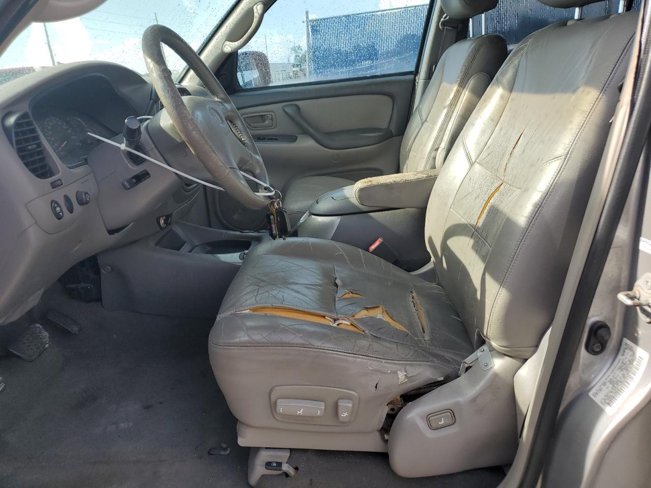 2002 Toyota Sequoia Limited - Фото 7