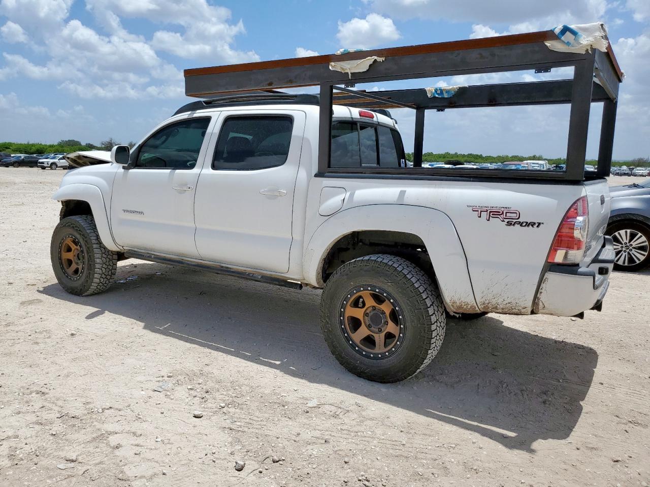 2005 Toyota Tacoma Double Cab - Фото 2
