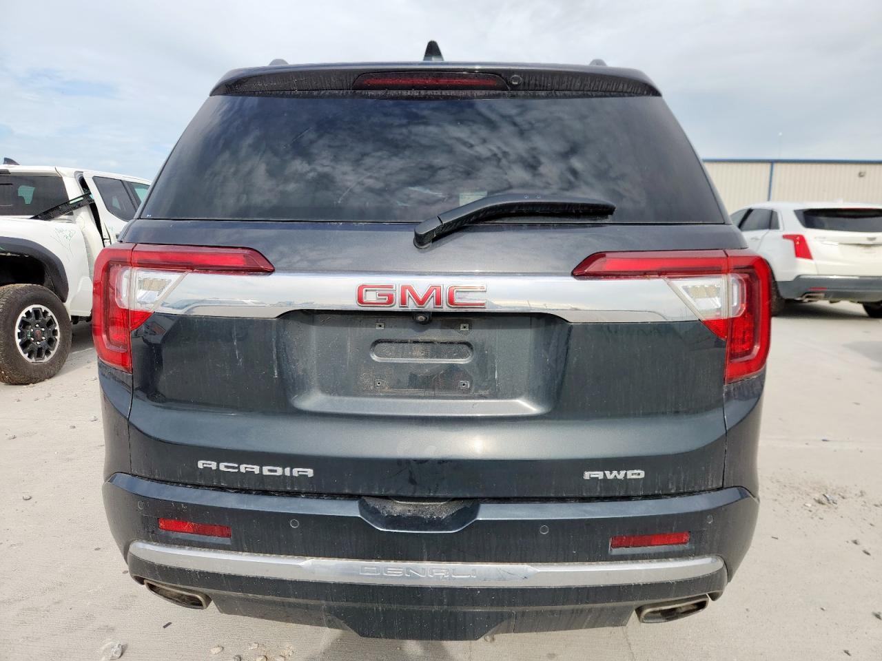 2021 GMC Acadia Denali - Image 6