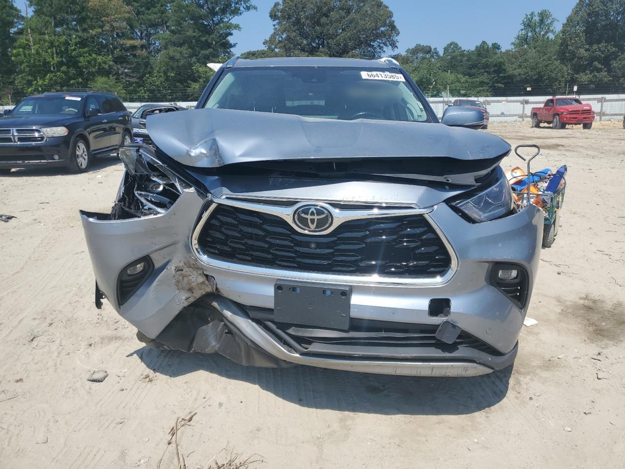 2021 Toyota Highlander Platinum - Image 5