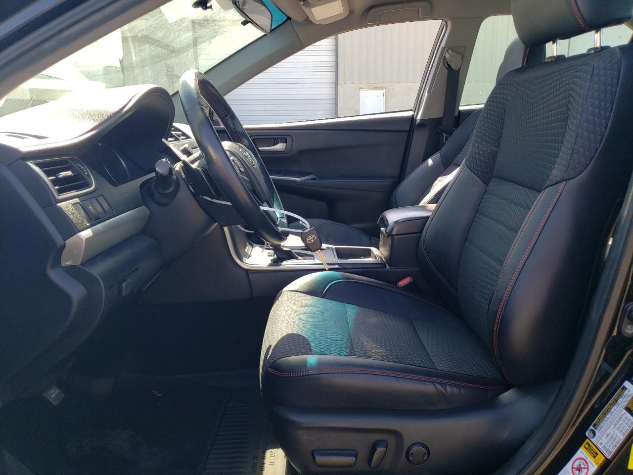 2015 Toyota Camry Le - Фото 7