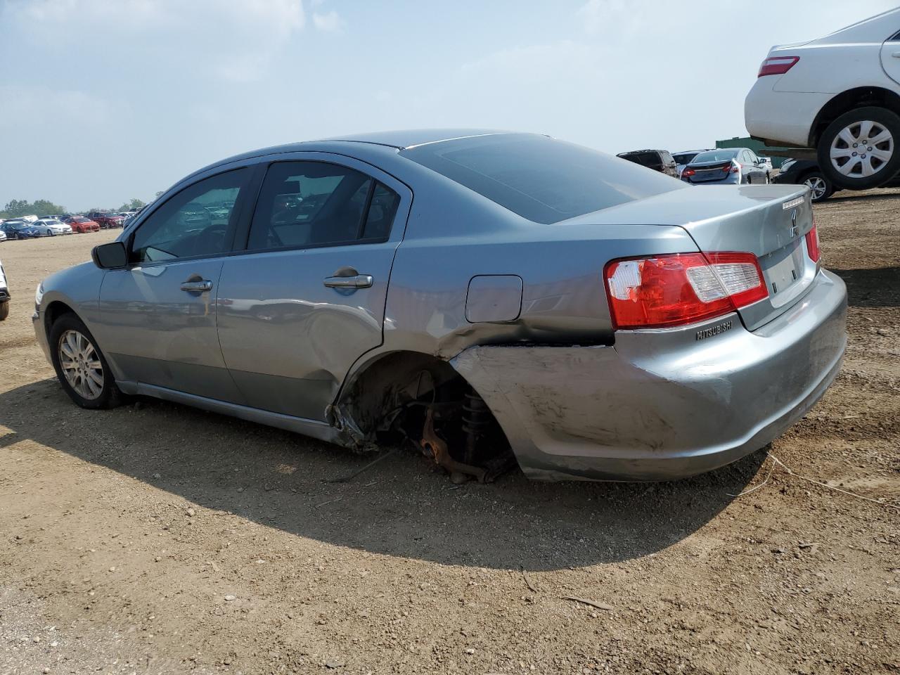 2009 Mitsubishi Galant Es - Image 2