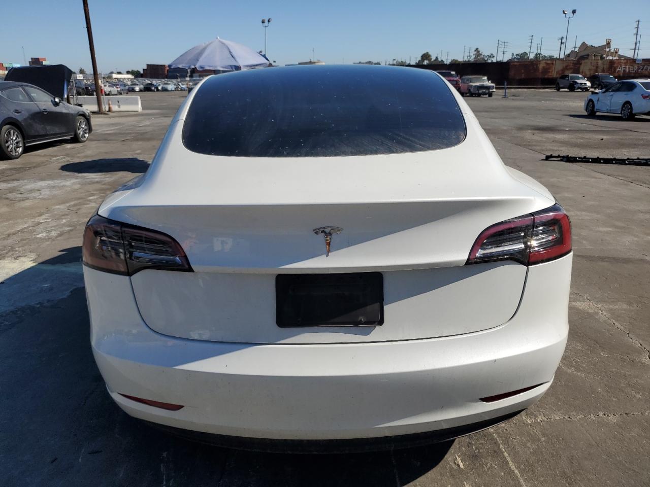 2023 Tesla Model 3 - Фото 6