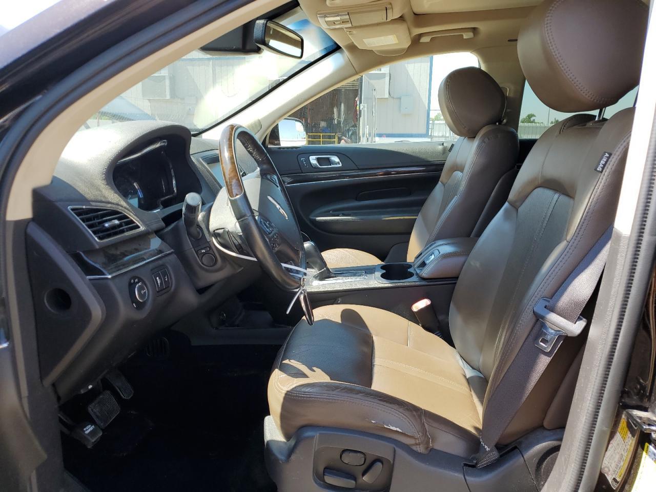 2014 Lincoln Mkt - Image 7