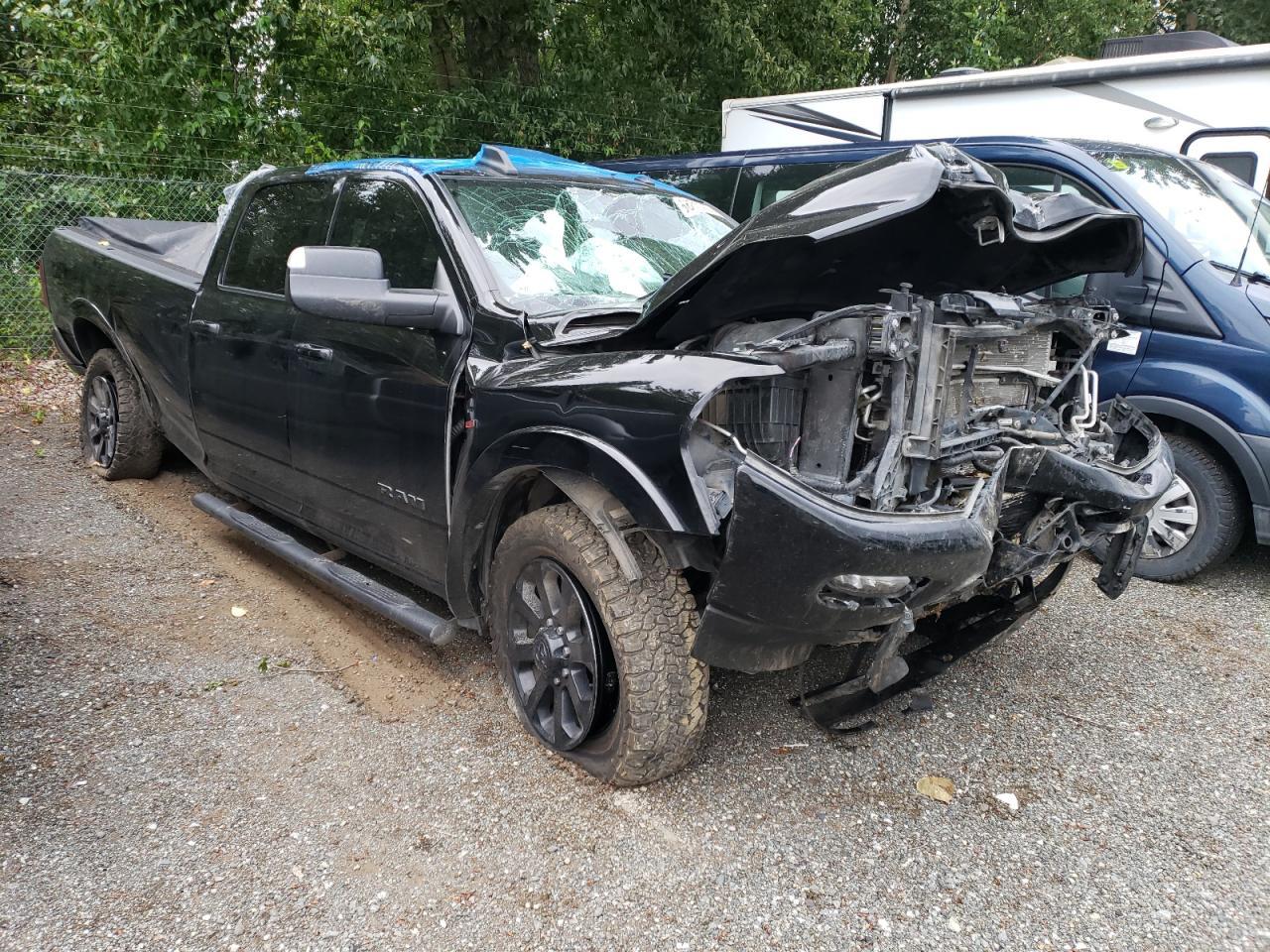 2020 Ram 3500 Laramie - Фото 4