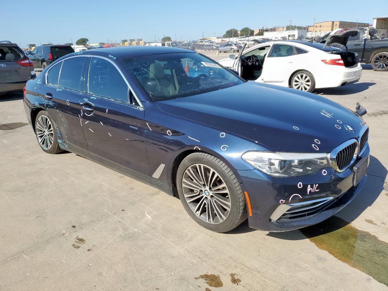 2017 BMW 530 Xi - Фото 4