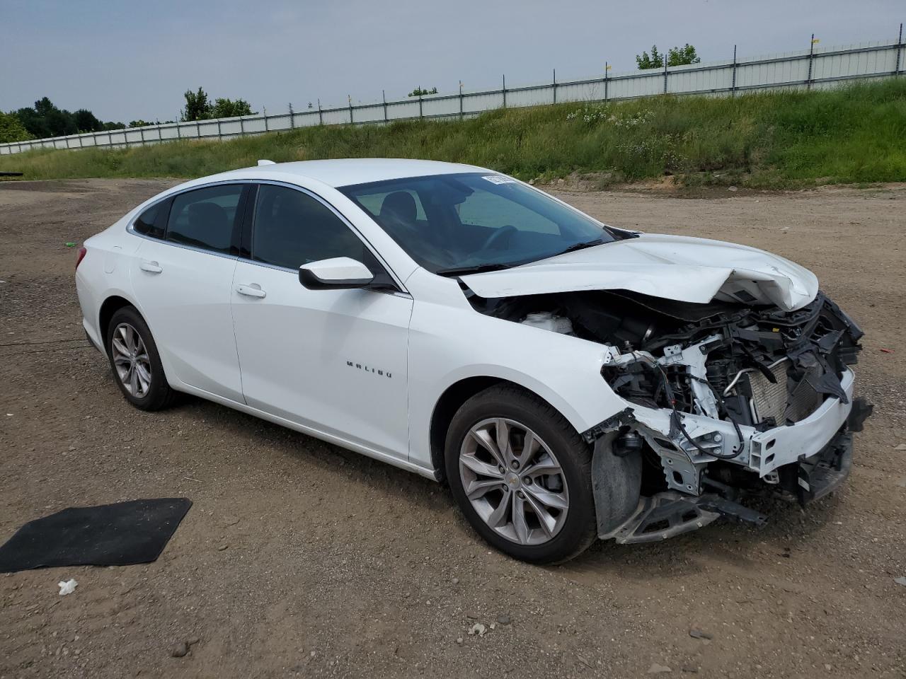 2022 Chevrolet Malibu Lt - Фото 4