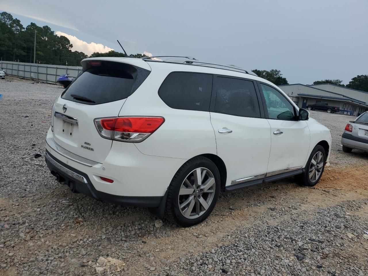 2014 Nissan Pathfinder S - Фото 3