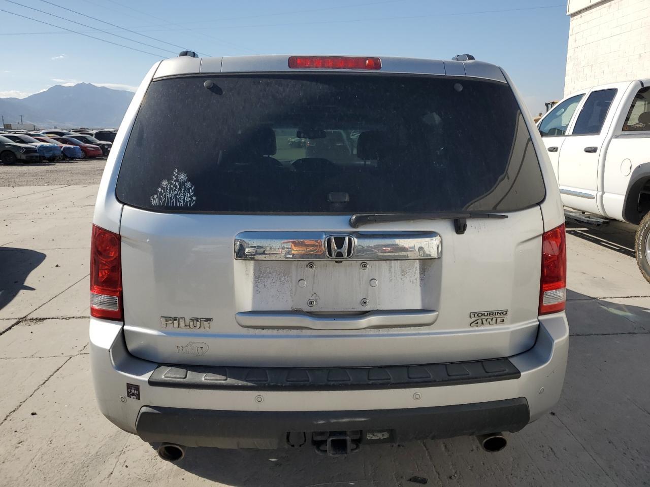 2009 Honda Pilot Touring - Image 6