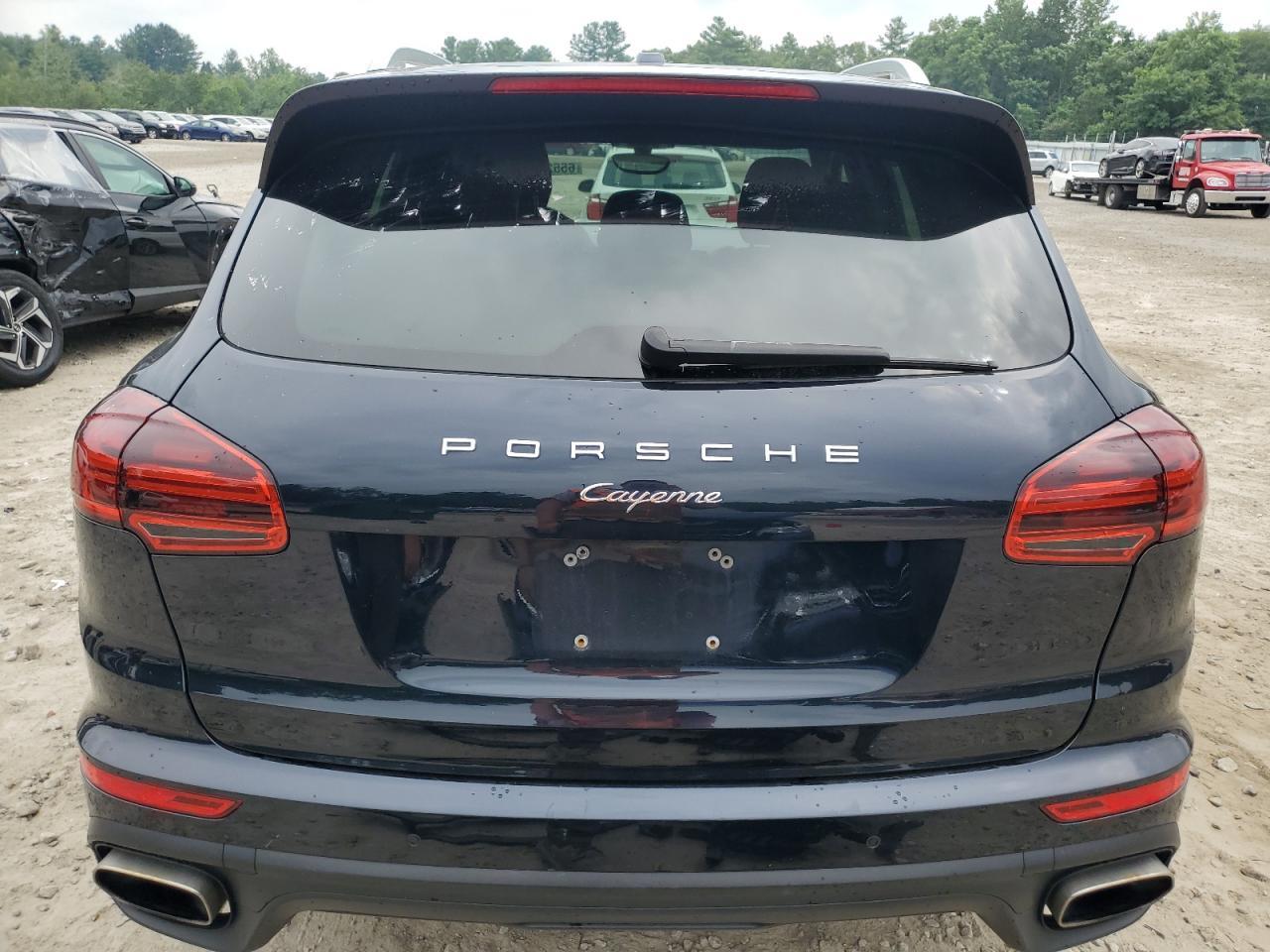2017 Porsche Cayenne - Image 6
