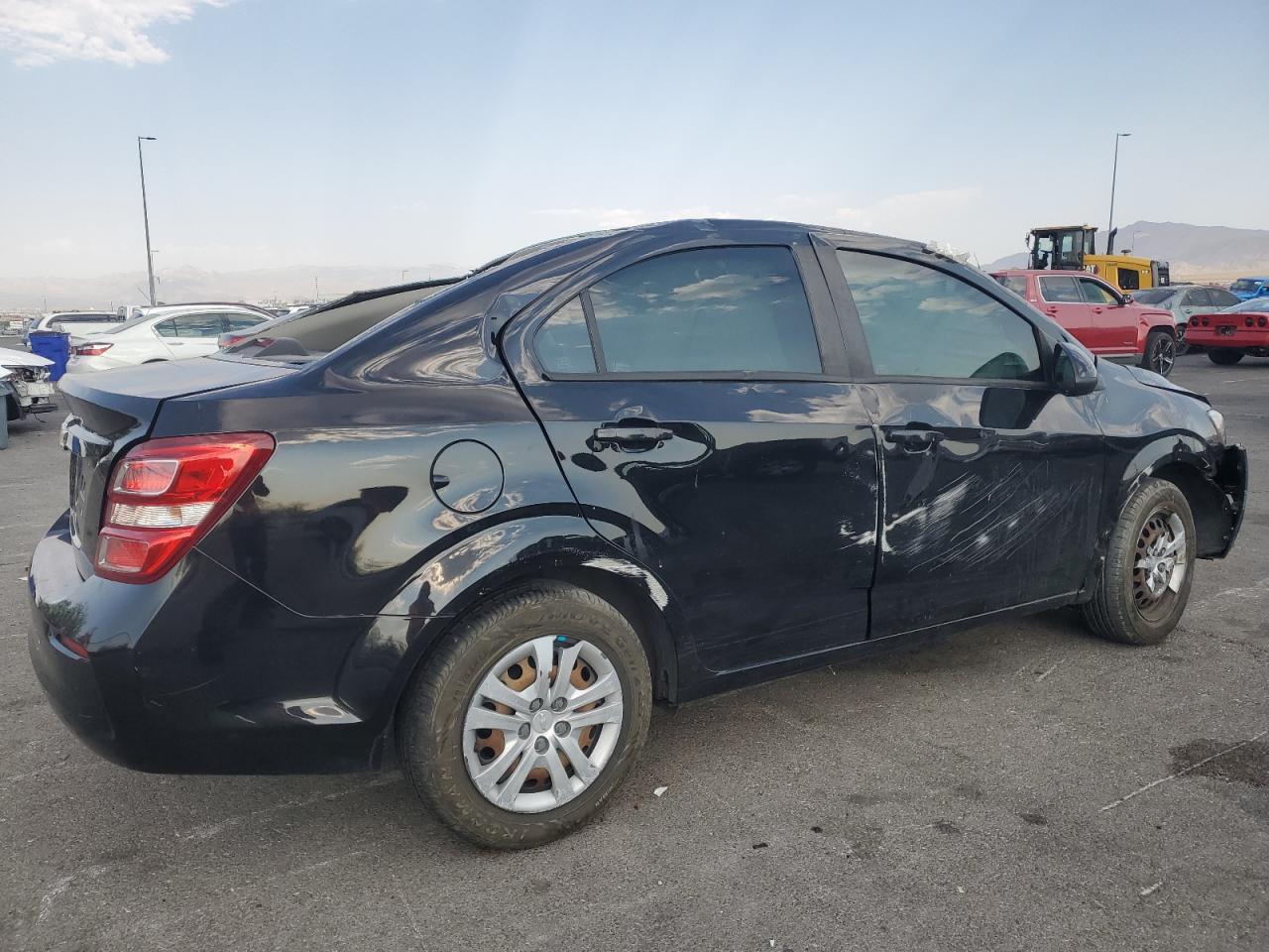 2017 Chevrolet Sonic Ls - Image 3