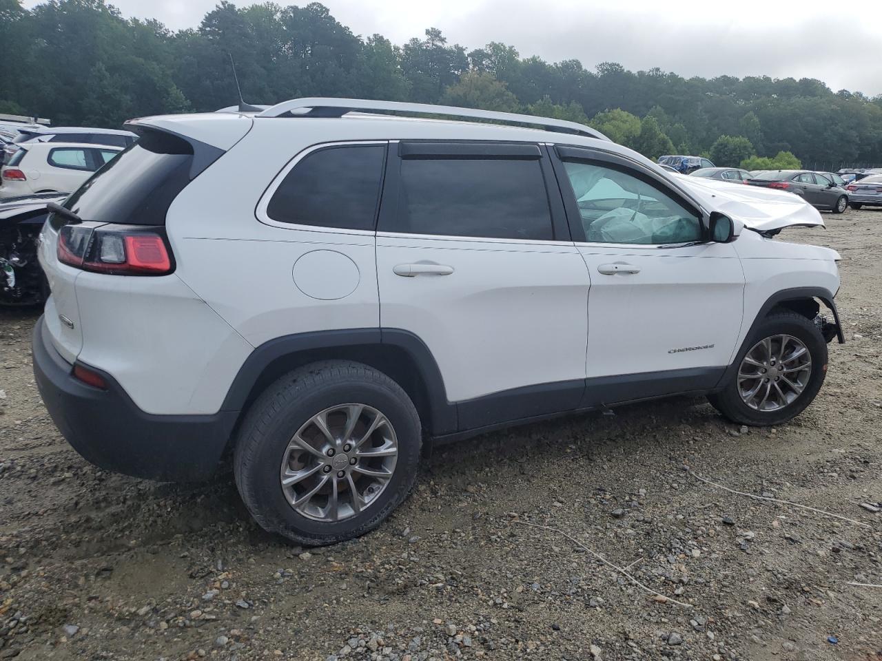 2019 Jeep Cherokee Latitude Plus - Image 3