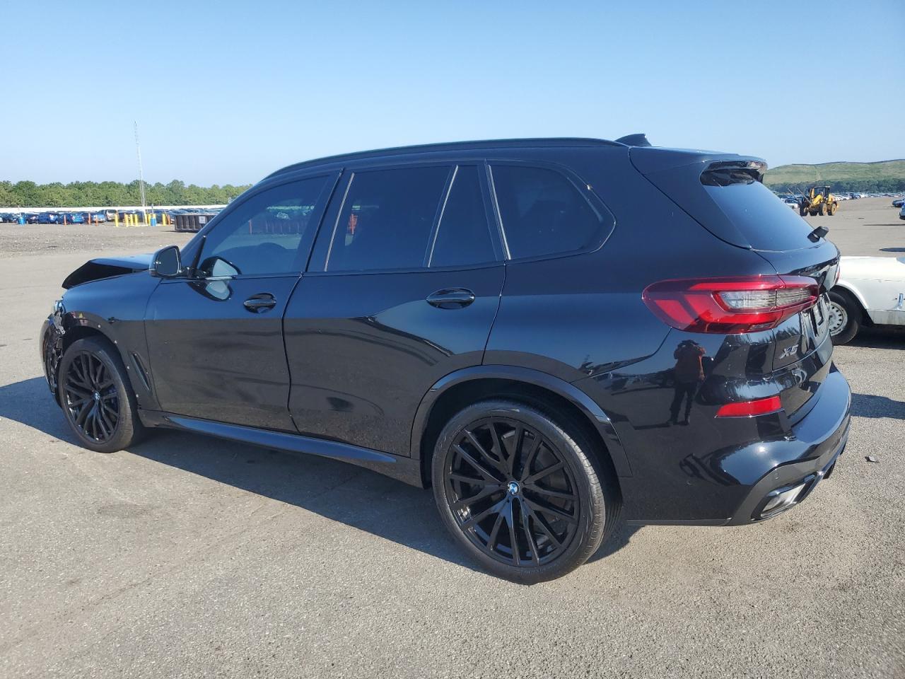 2021 BMW X5 xDrive40I - Фото 2