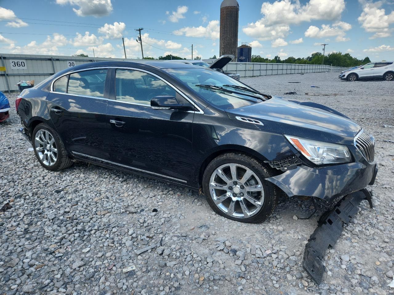 2014 Buick Lacrosse - Image 4