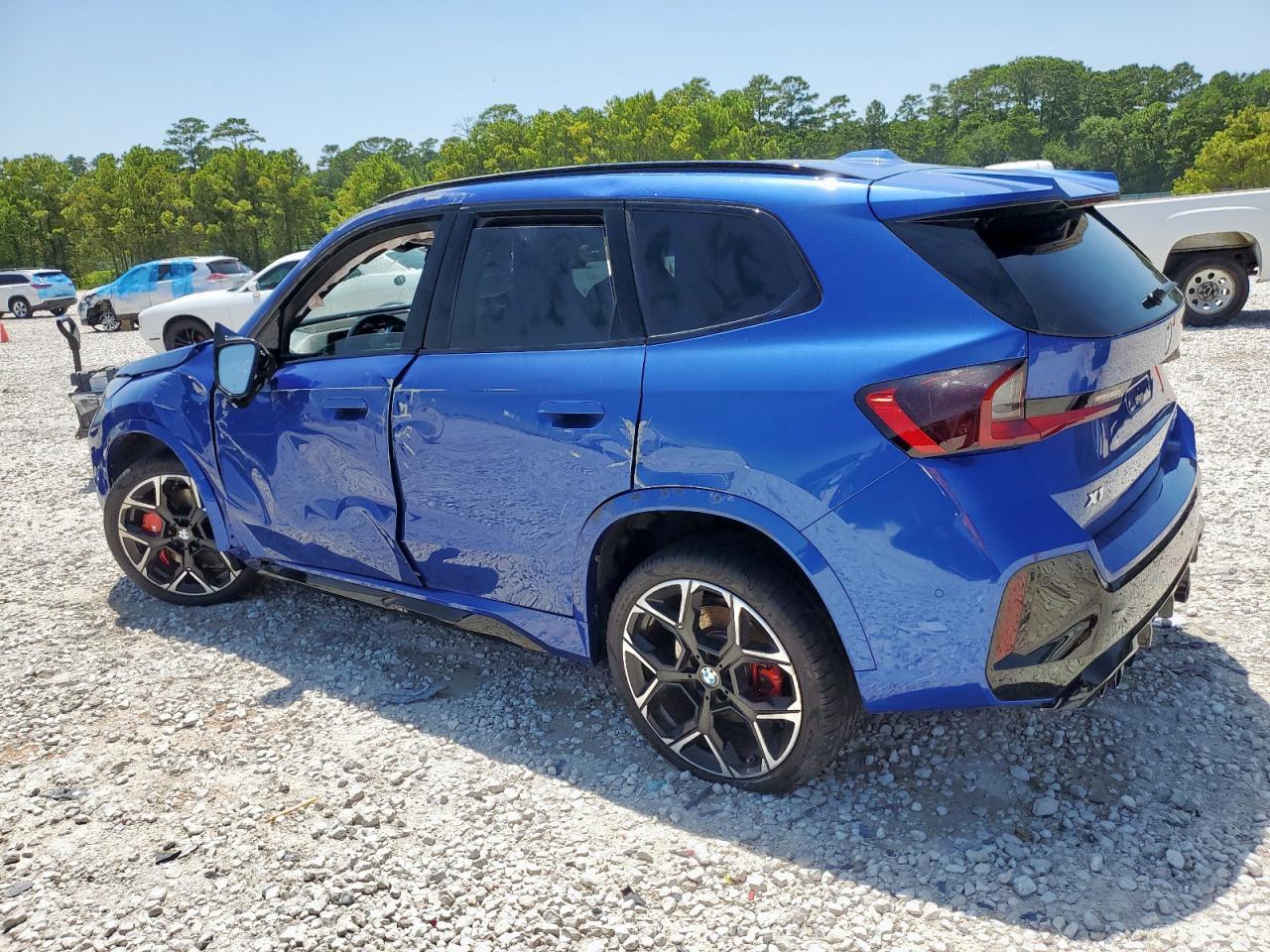 2025 BMW X1 M35I - Фото 2