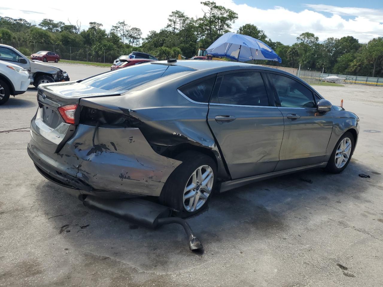 2014 Ford Fusion Se - Image 3