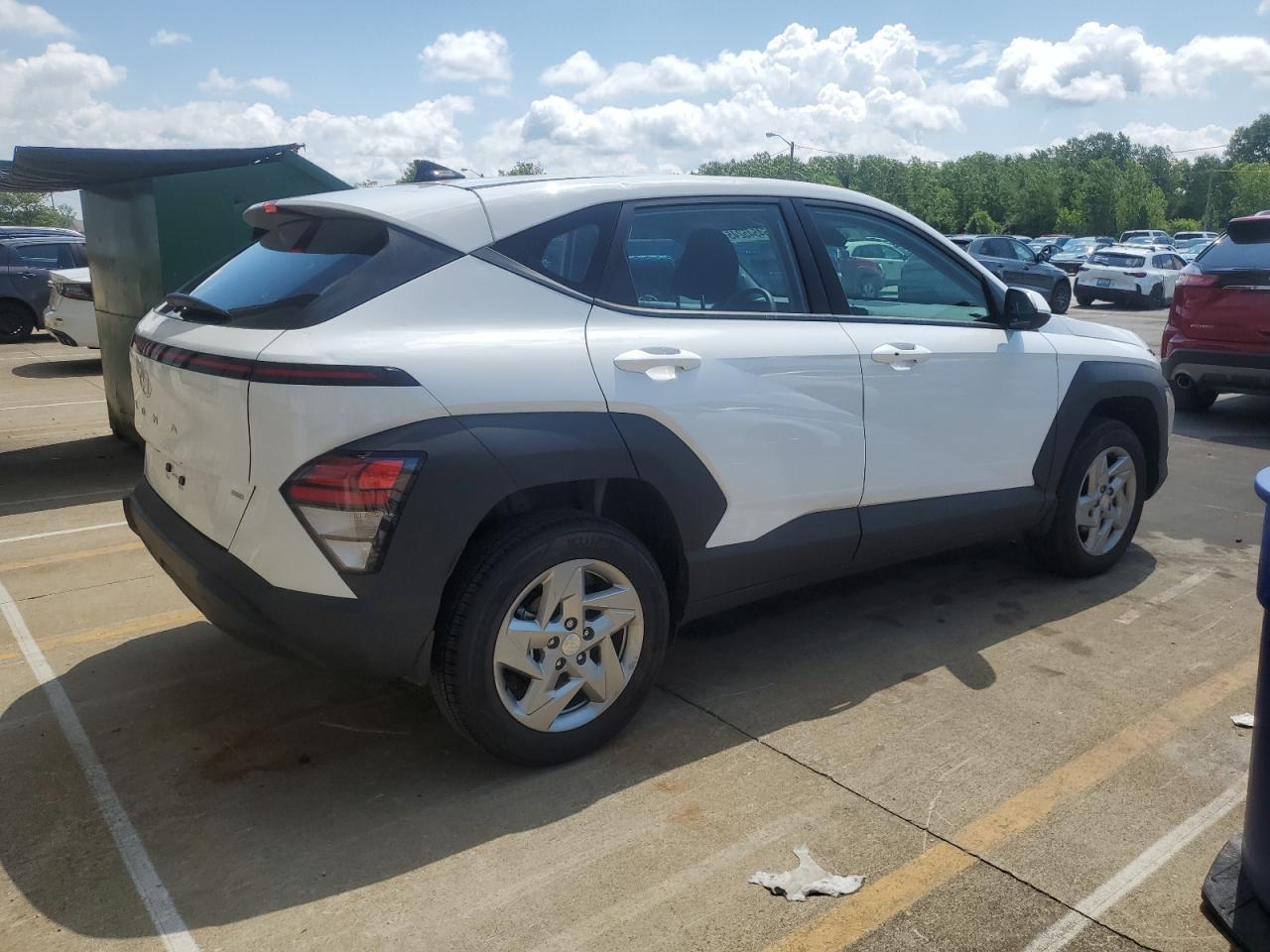 2025 Hyundai Kona Se - Фото 3