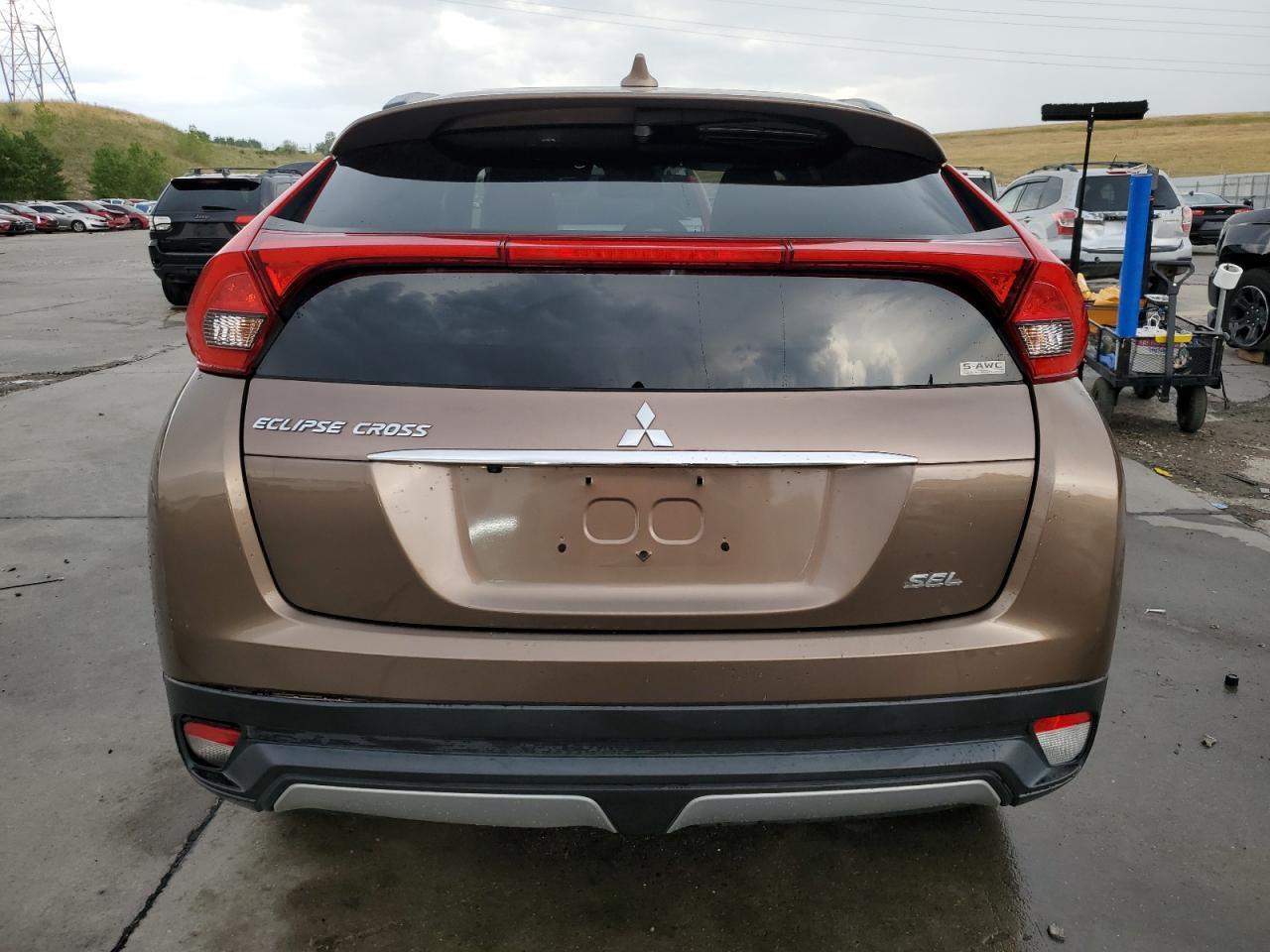 2020 Mitsubishi Eclipse Cross Se - Фото 6