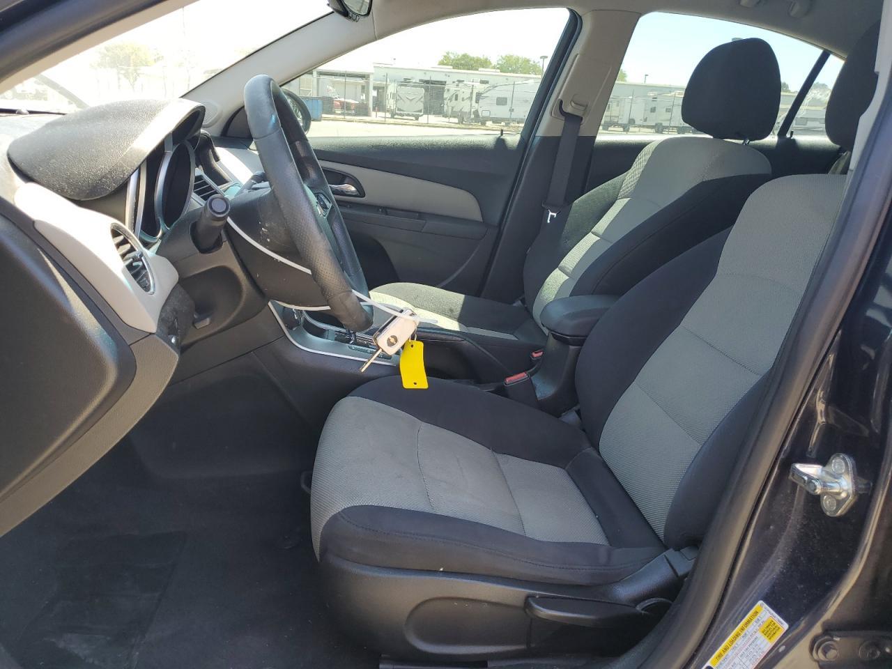 2015 Chevrolet Cruze Ls - Фото 7