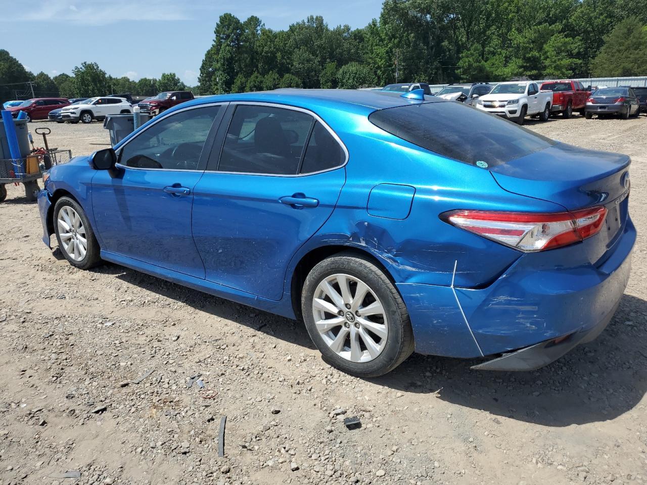 2019 Toyota Camry L - Image 2